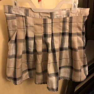 Jolie & Joey Skirt Size S